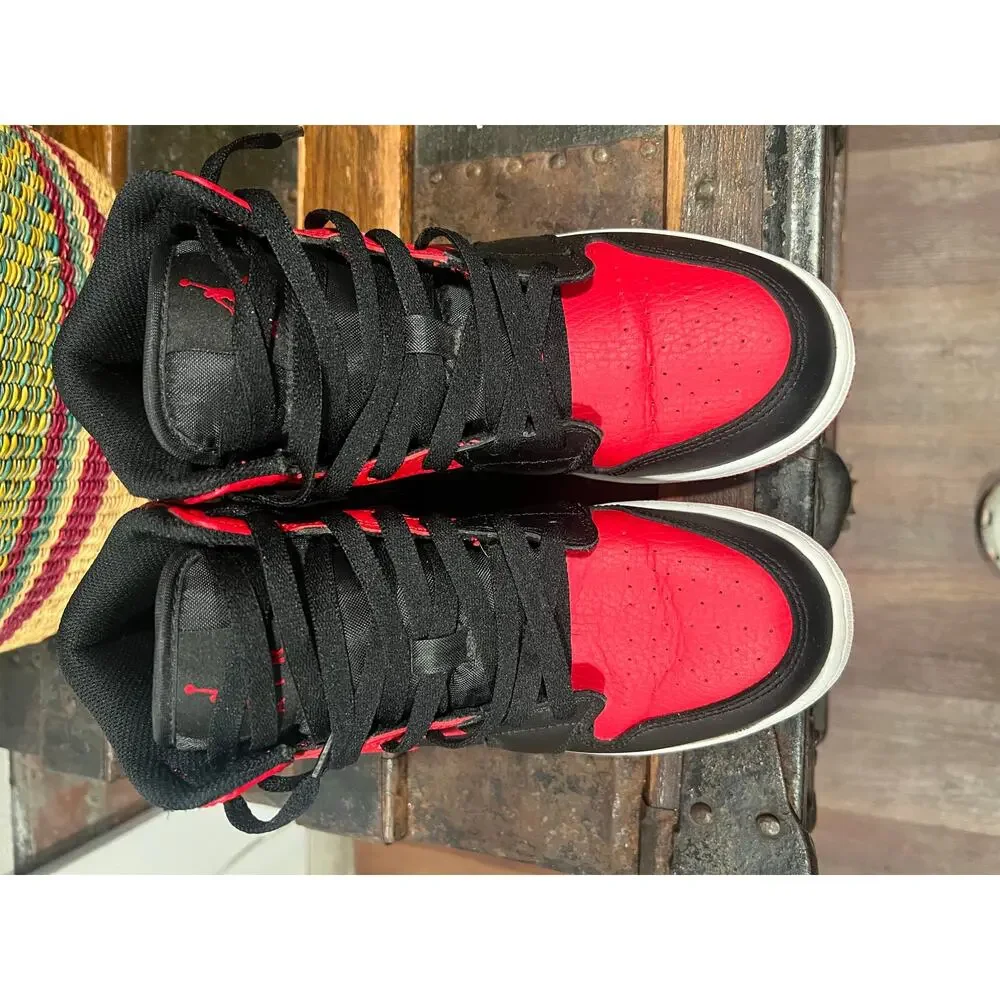 Nike Air Jordan 1 Mid Banned Black Red  Bred Retro Shoes GS 6 Youth Excellent